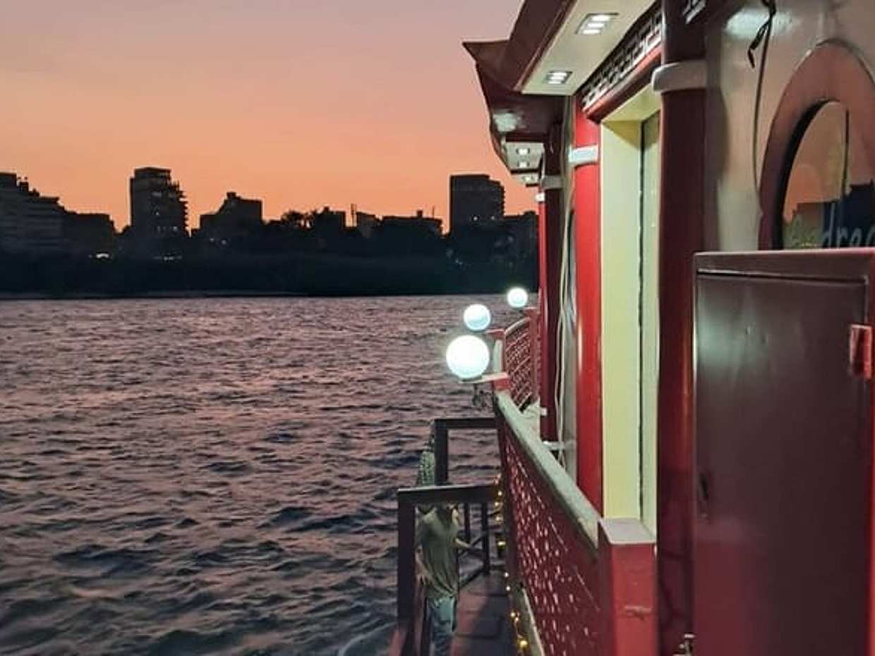 Cairo Nile Dinner Cruise with Belly Dance Show VIP, photo 5