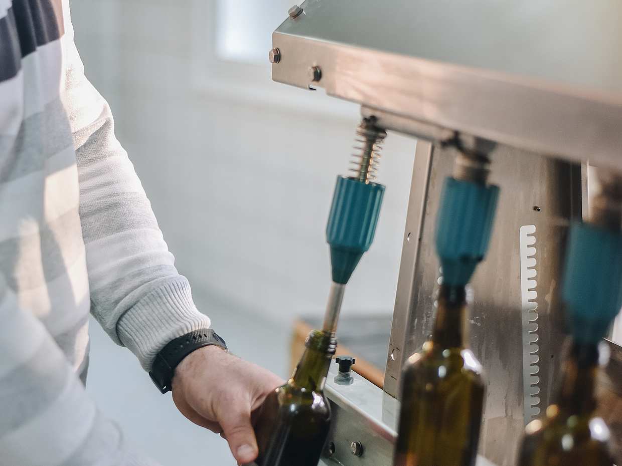 Olive Mill & Olive Oil Tasting Tour in Greece, Heraklion, photo 5