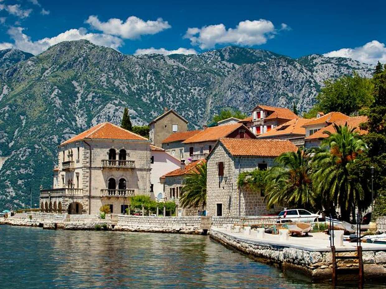 City Perast and the Island Lady of the Rock Private Tour in Montenegro, Kotor, photo 5