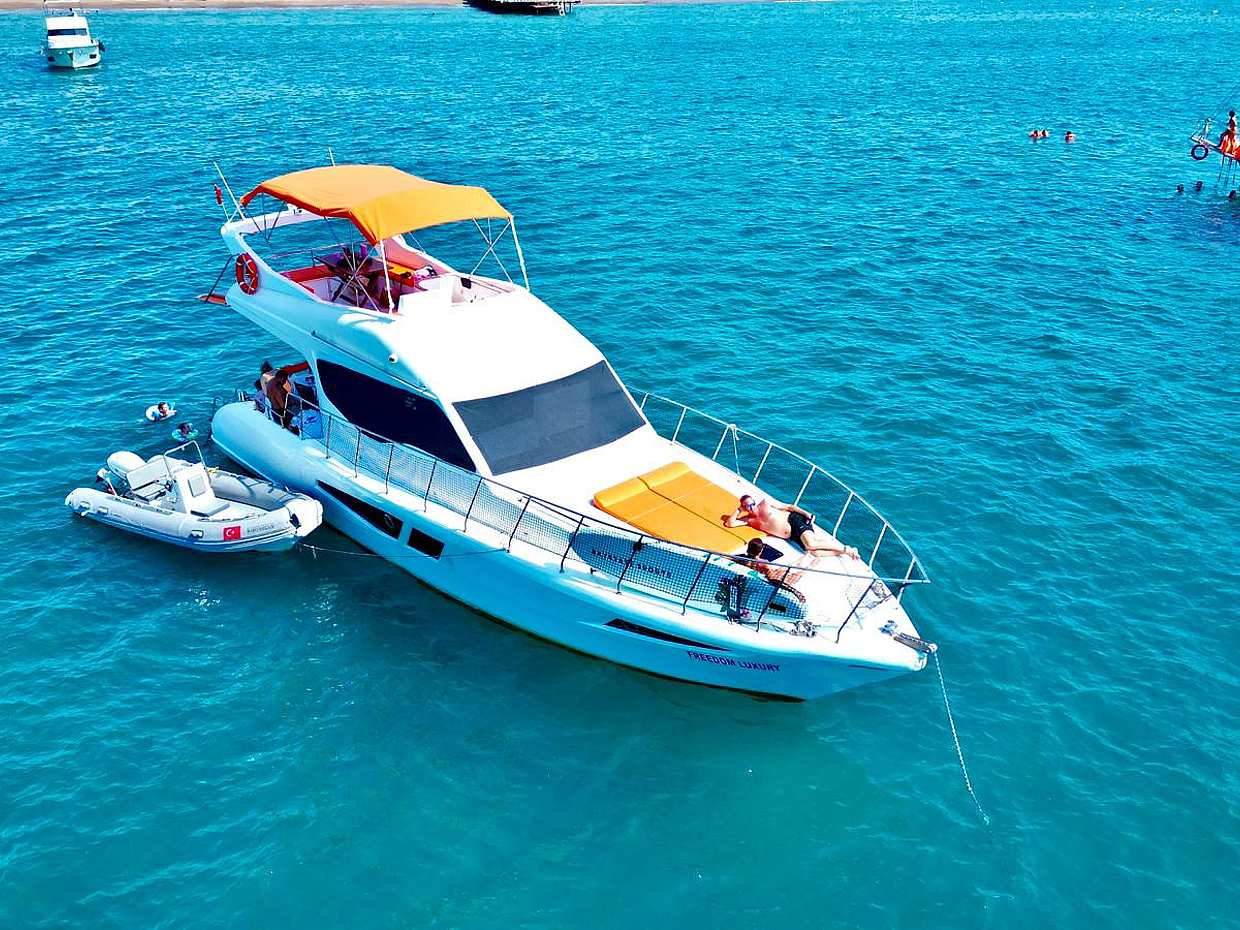 Antalya Private Yacht Tour with Jacuzzi. Lunch & VIP Transfer Included in Turkey, Antalya District, photo 4