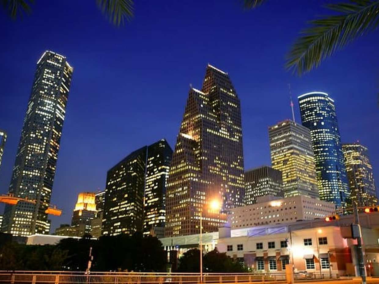 Dallas Scavenger Hunt and Highlights Self Guided Walking Tour