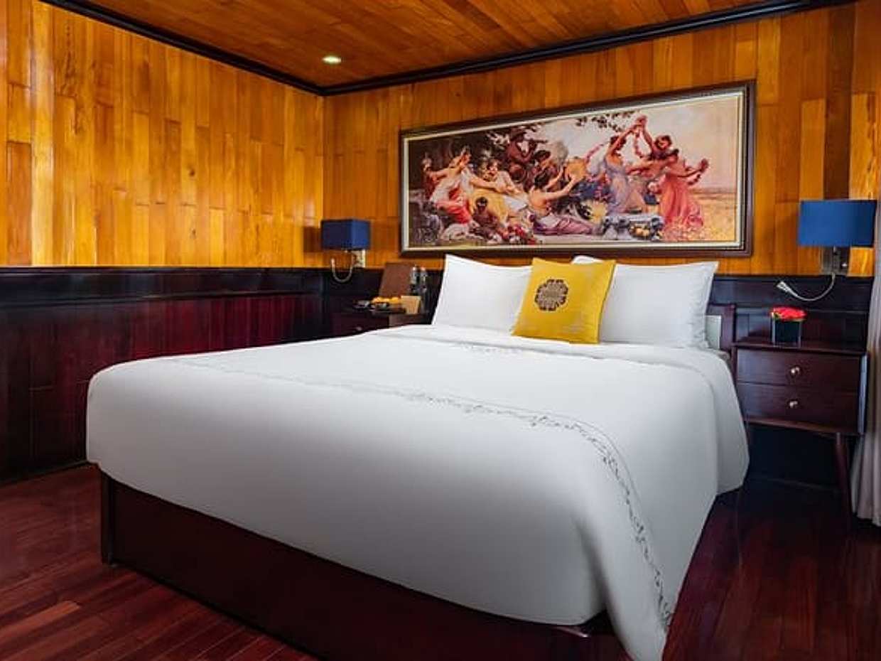 BEST SELLER - 2 Day/1 Night Boutique Cruise in Halong Bay, photo 4