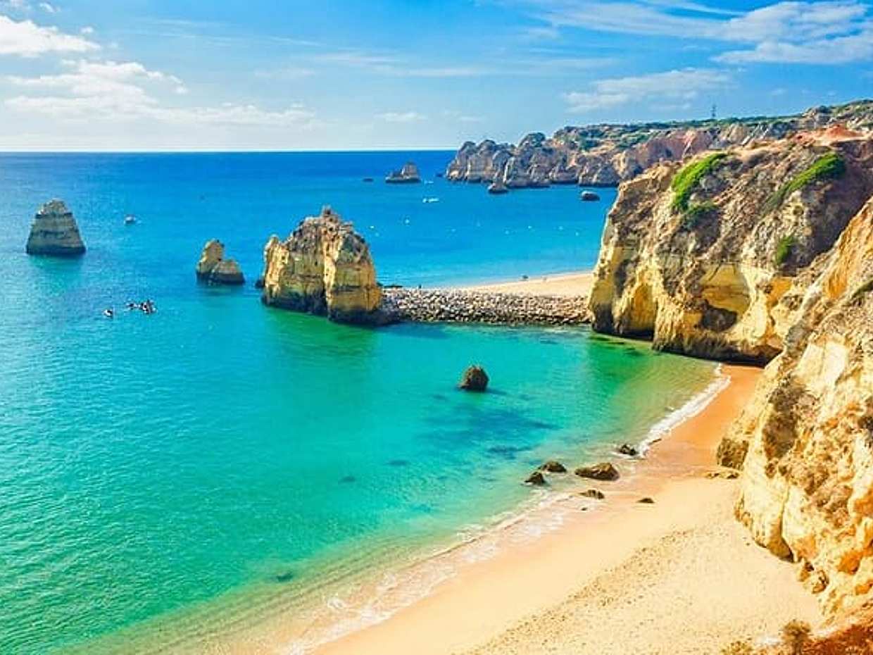 Algarve to Porto with 2 Optional Stops on the way in Portugal