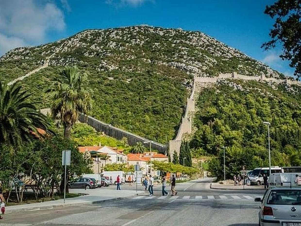 Private Tour: Ston and Peljesac Wine Tasting with Lunch from Dubrovnik