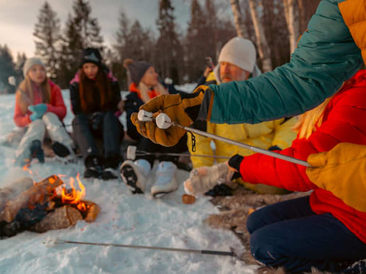Private Lake Walk with Campfire Tour in Norway, Oslo, photo 3