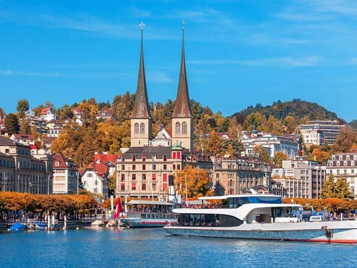 Luzern small group walking tour and Lake Cruise from Zürich in Switzerland, photo 5