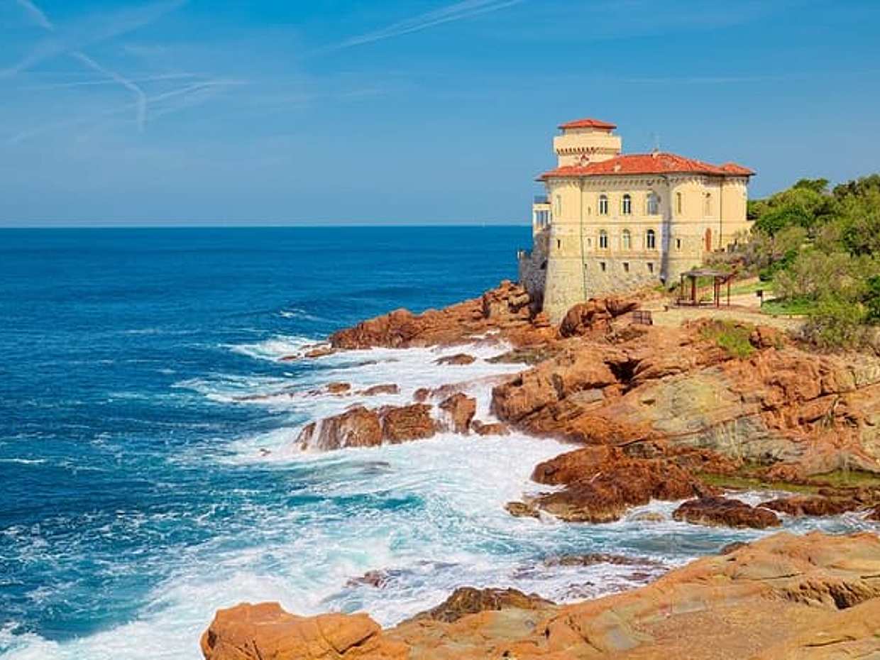 Direct transfer from Florence to Livorno with private driver in Italy, Tuscany