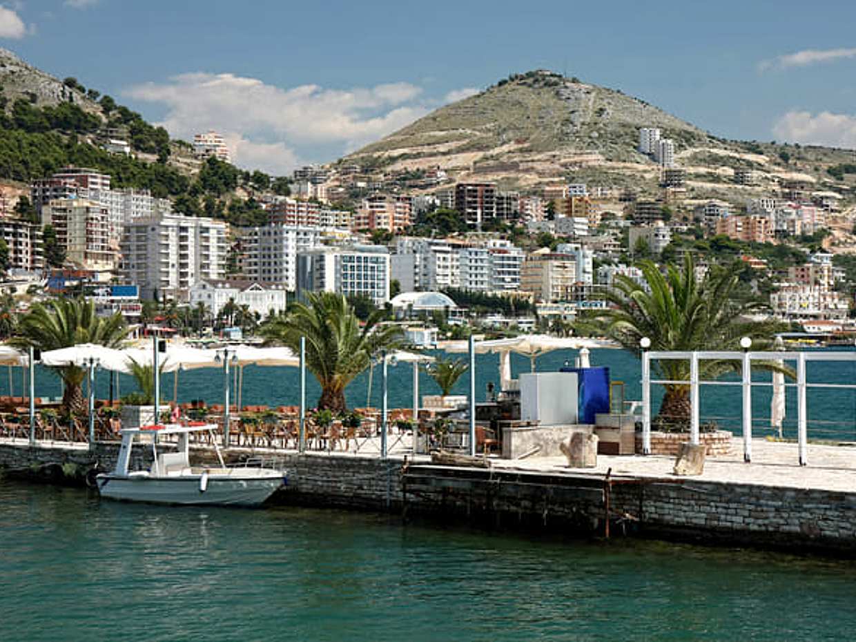 Saranda walking tour with history and archeology: half day panoramic tour in Albania, Sarandë, photo 3