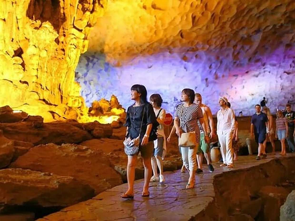 Luxury Halong Bay Day Tour from Hanoi Sea Octopus 5 Star Cruise, photo 3