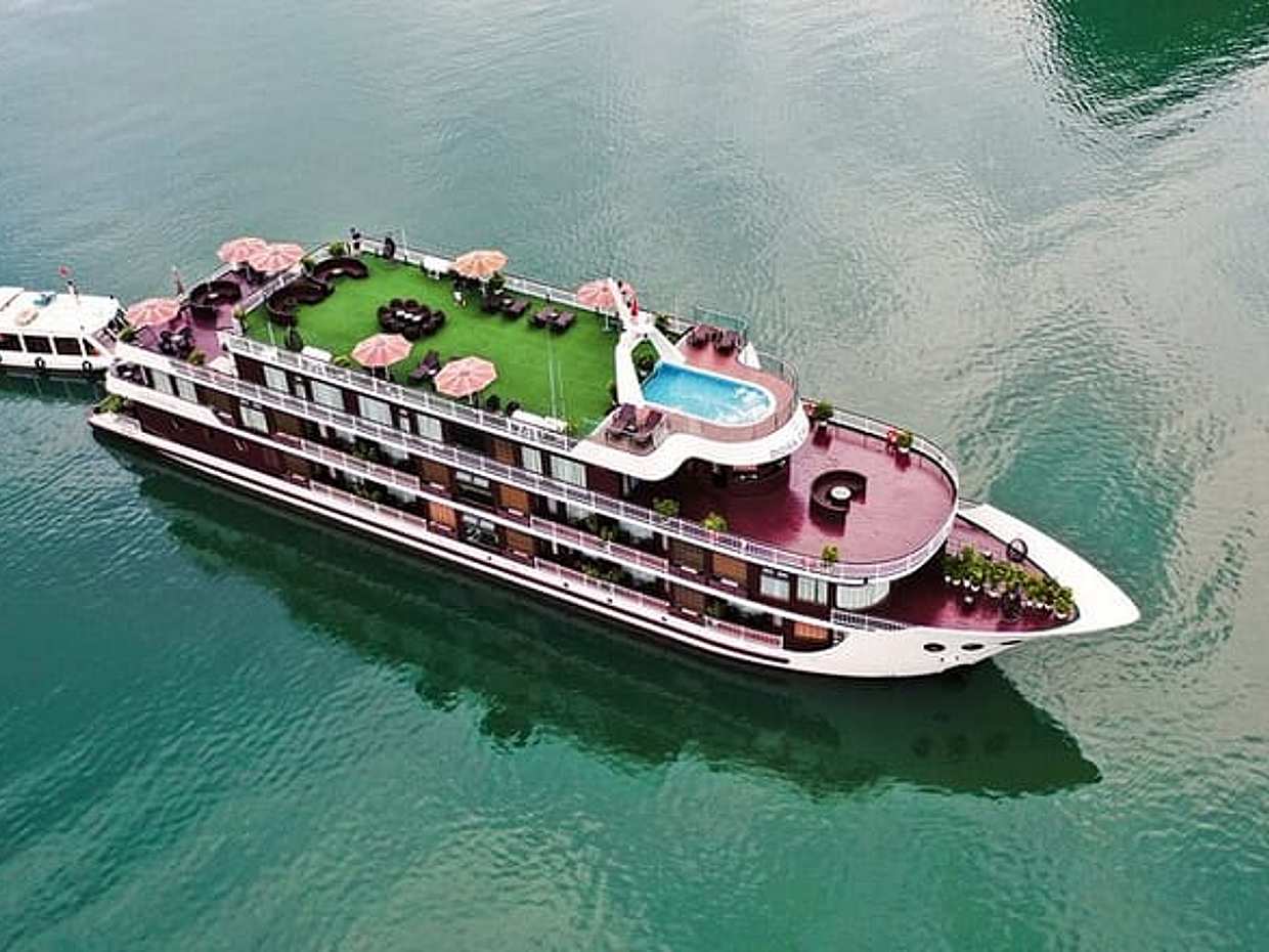 Dora Cruise Ha Long Bay and Lan Ha Bay Luxury 2 Days 1 Night, Vietnam