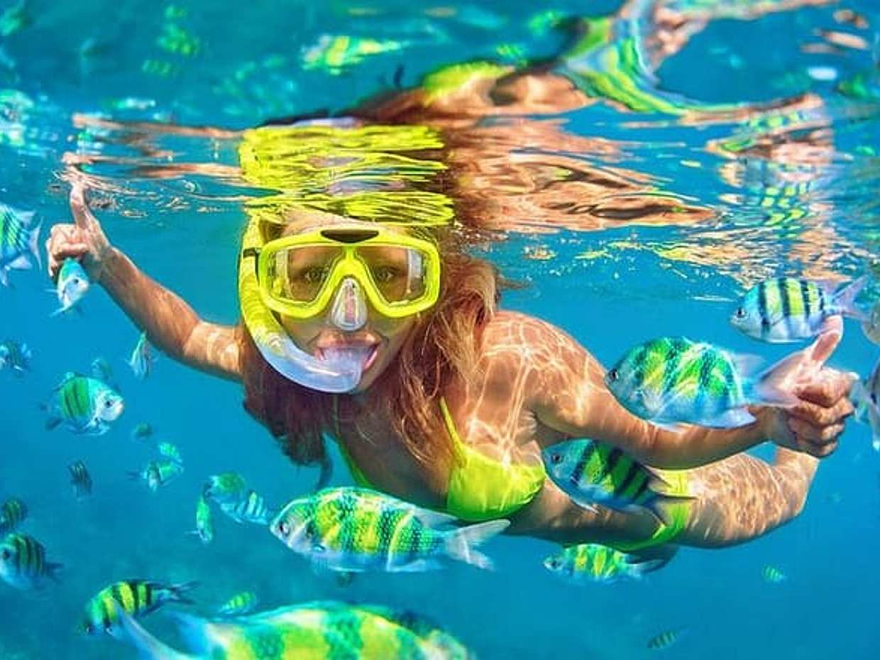 Krabi Hong Island Sunset Tour with BBQ & Night Plankton Swim