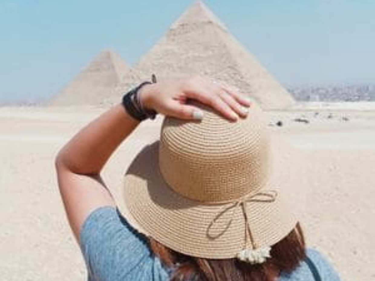 Day Tour to Giza Pyramids, Saqqara and Memphis
