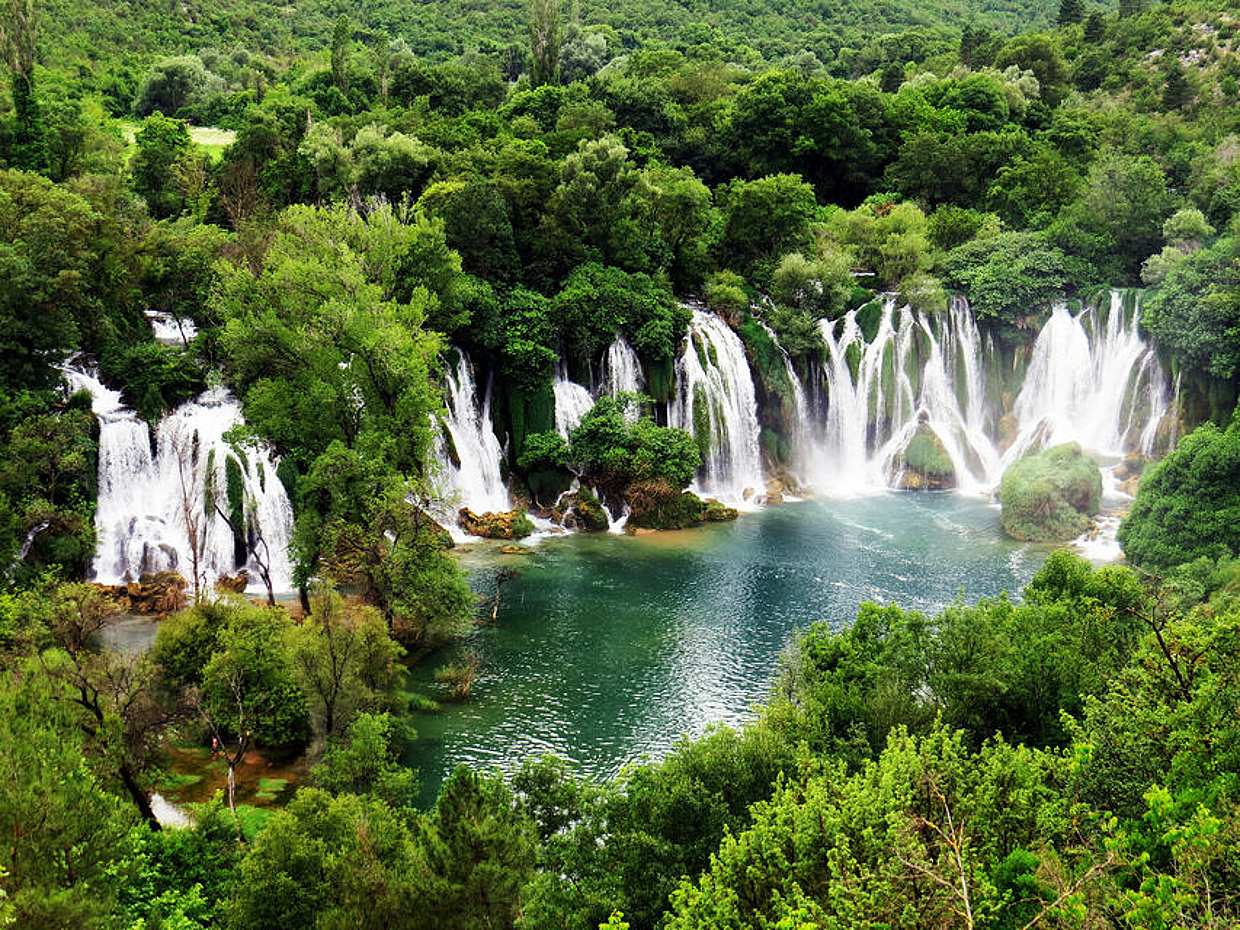 Kravice Waterfalls and Mostar Visit with Private Guide in Croatia, photo 5