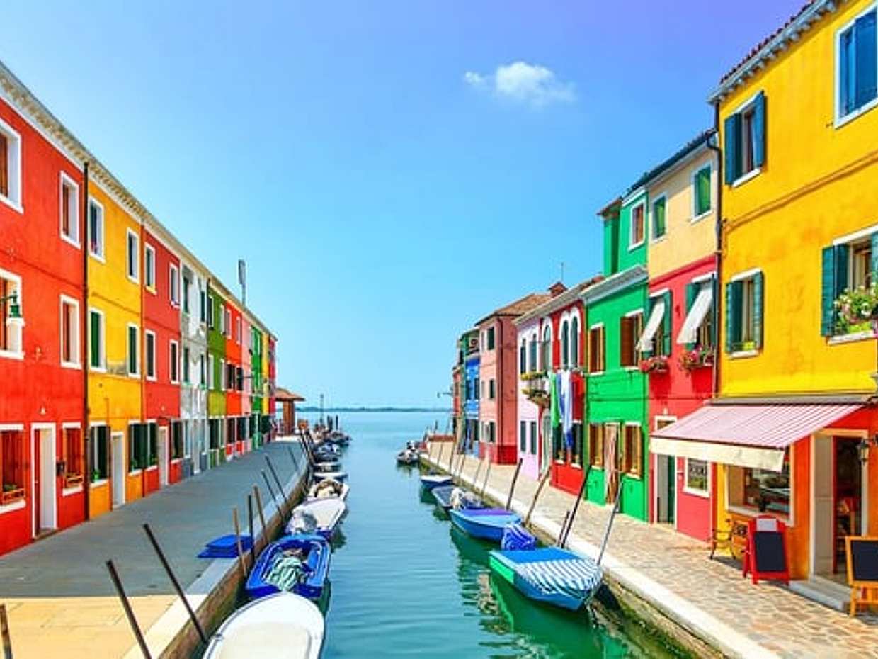 Private Venice Full-Day Tour: Murano, Burano, St. Mark’s Basilica & Doge’s Palace, photo 3