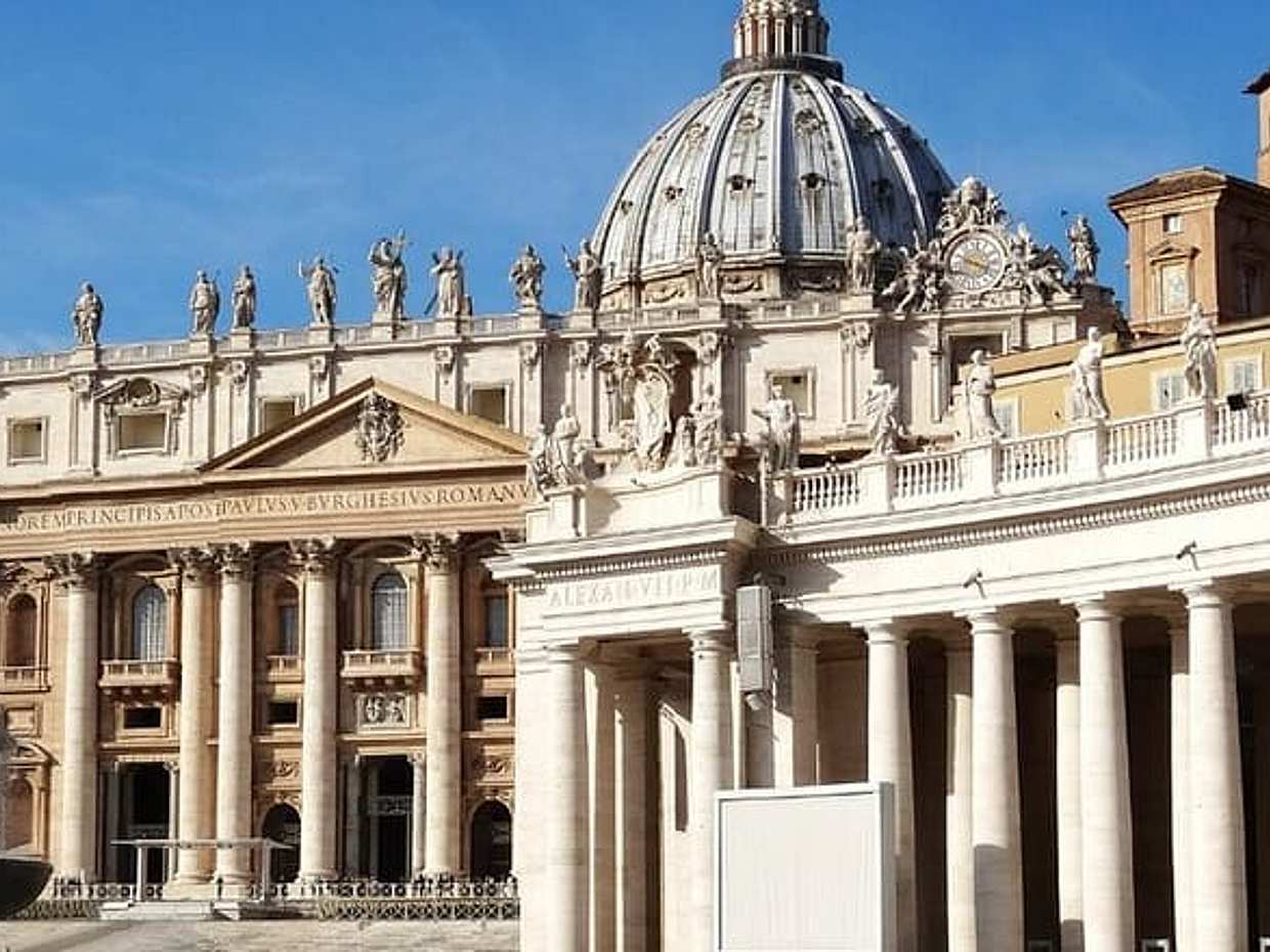 Vatican Museum and St. Peter's Square Tour with Port Pick up, photo 3