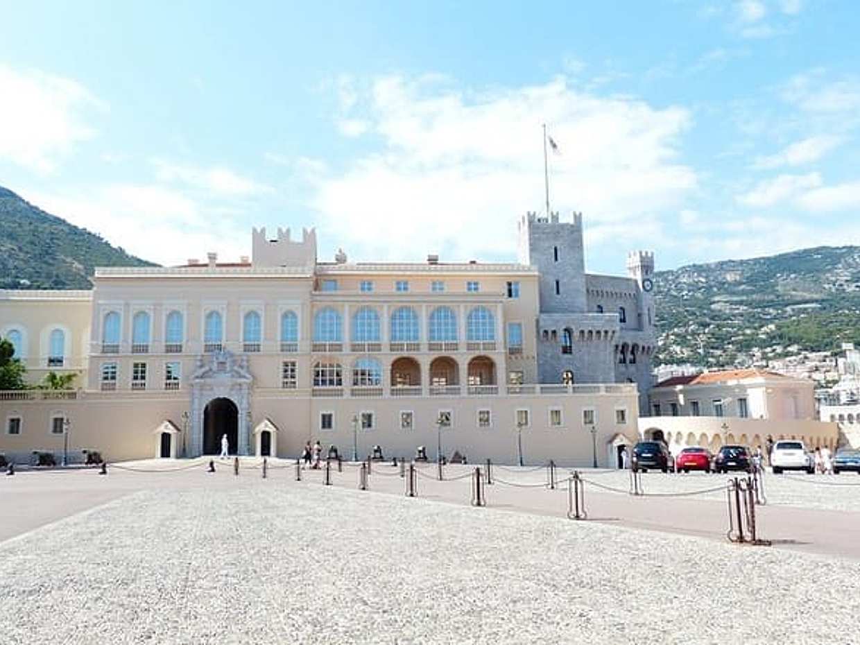 <p>Cannes'tan Fransız Rivierası'na Özel Günübirlik Gezi, Fransa'da Samimi Sürücü</p>, photo 4