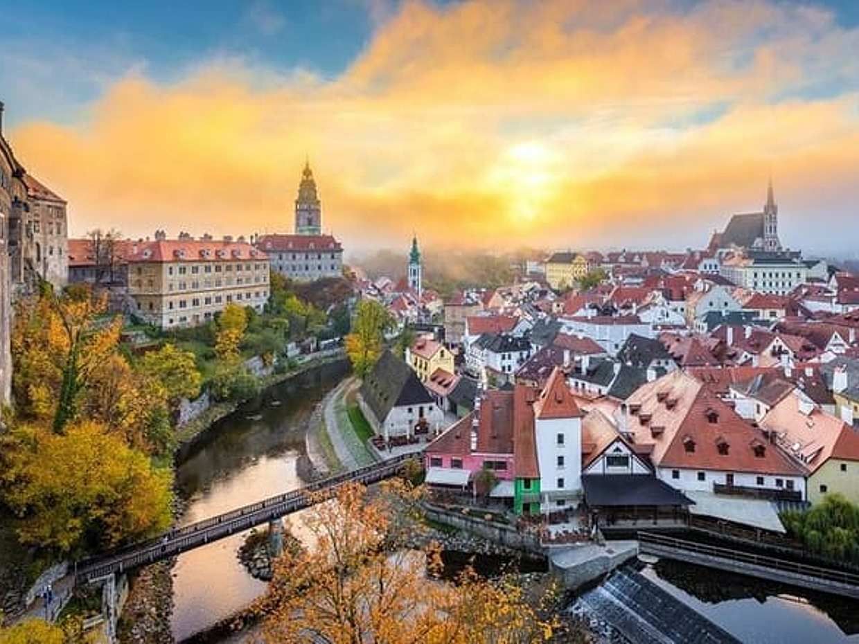 Full Day in Cesky Krumlov from Prague in English with Local in Czechia