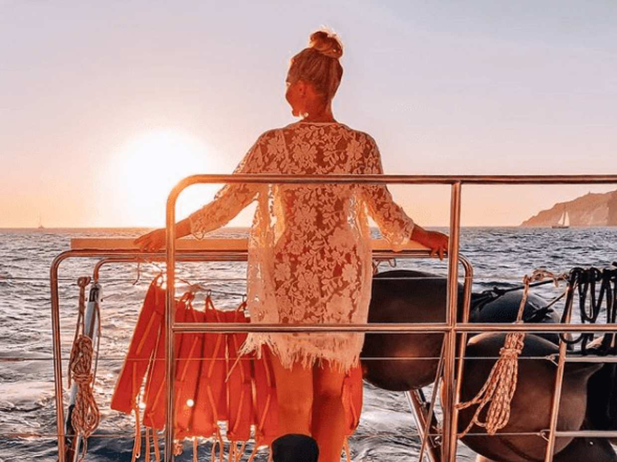 Luxury Sailing Catamaran Sunset Cruise with BBQ & Cocktails in Greece, Santorini