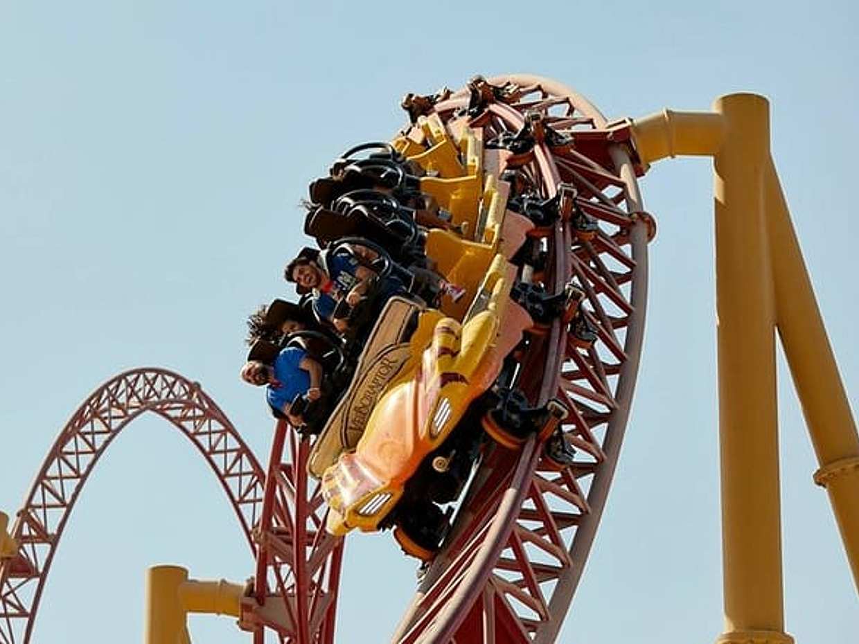 Ferrari world & Warner bros. parks with transfer from Dubai, photo 5