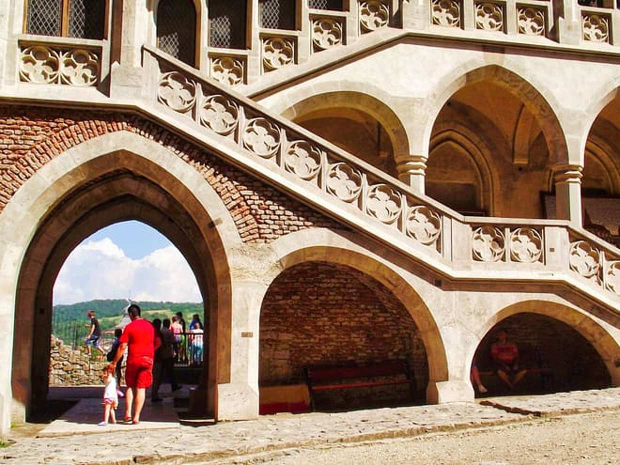 Castello di Corvino e città fortificata di Sibiu, Romania, photo 5