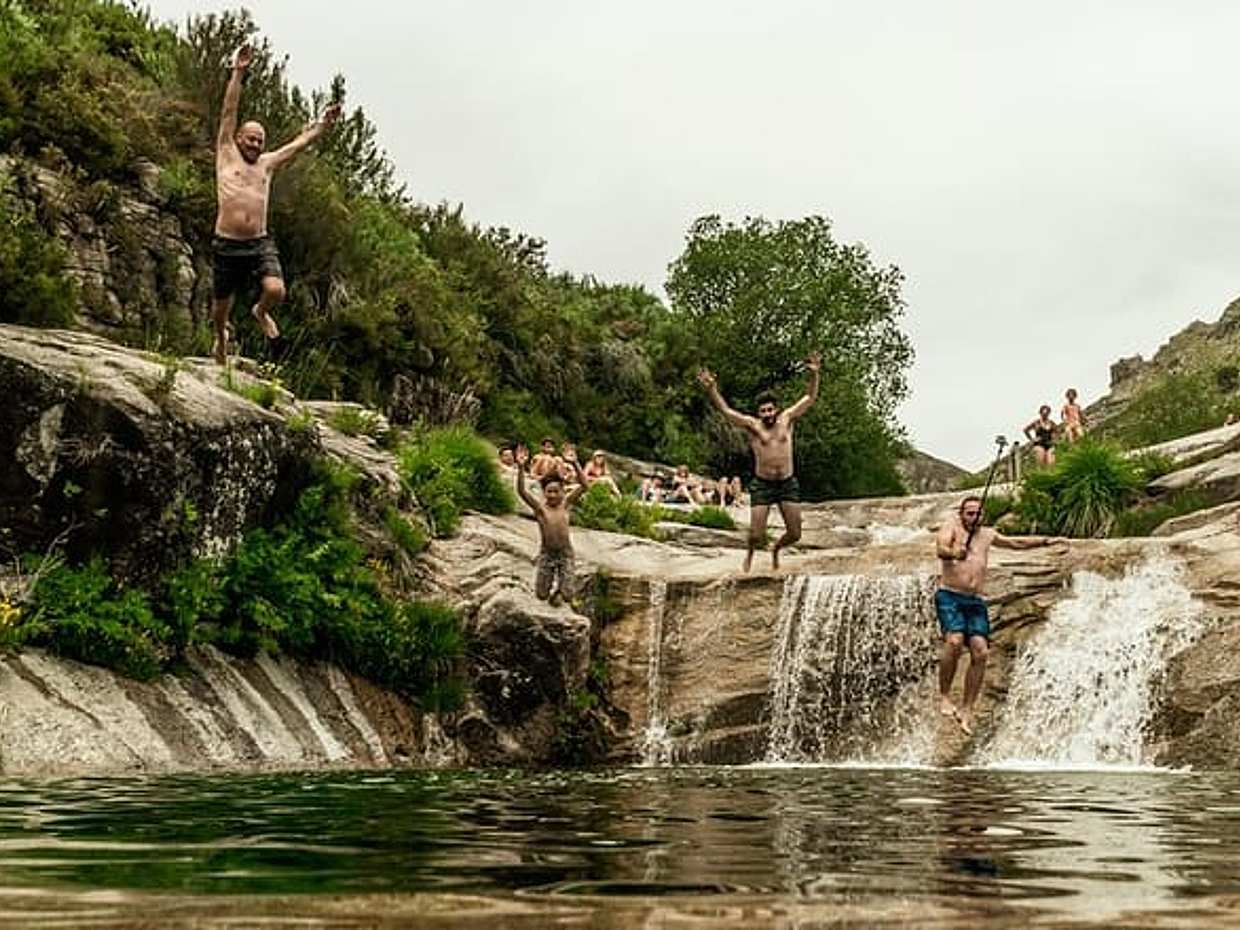 Hiking and Swimming in Geres National Park, photo 2