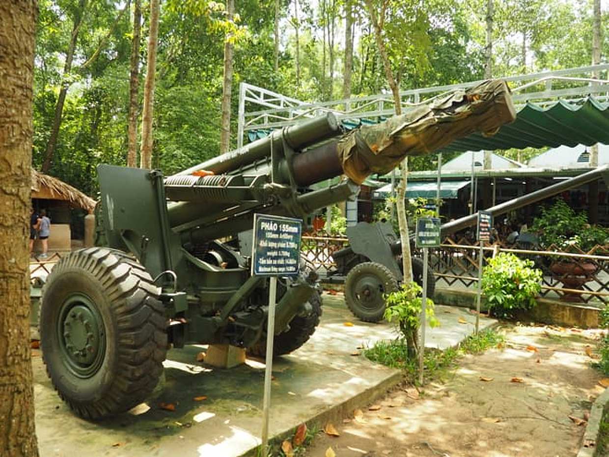 Essential Saigon Combo: Cu Chi Tunnels & Mekong Delta Day Tour