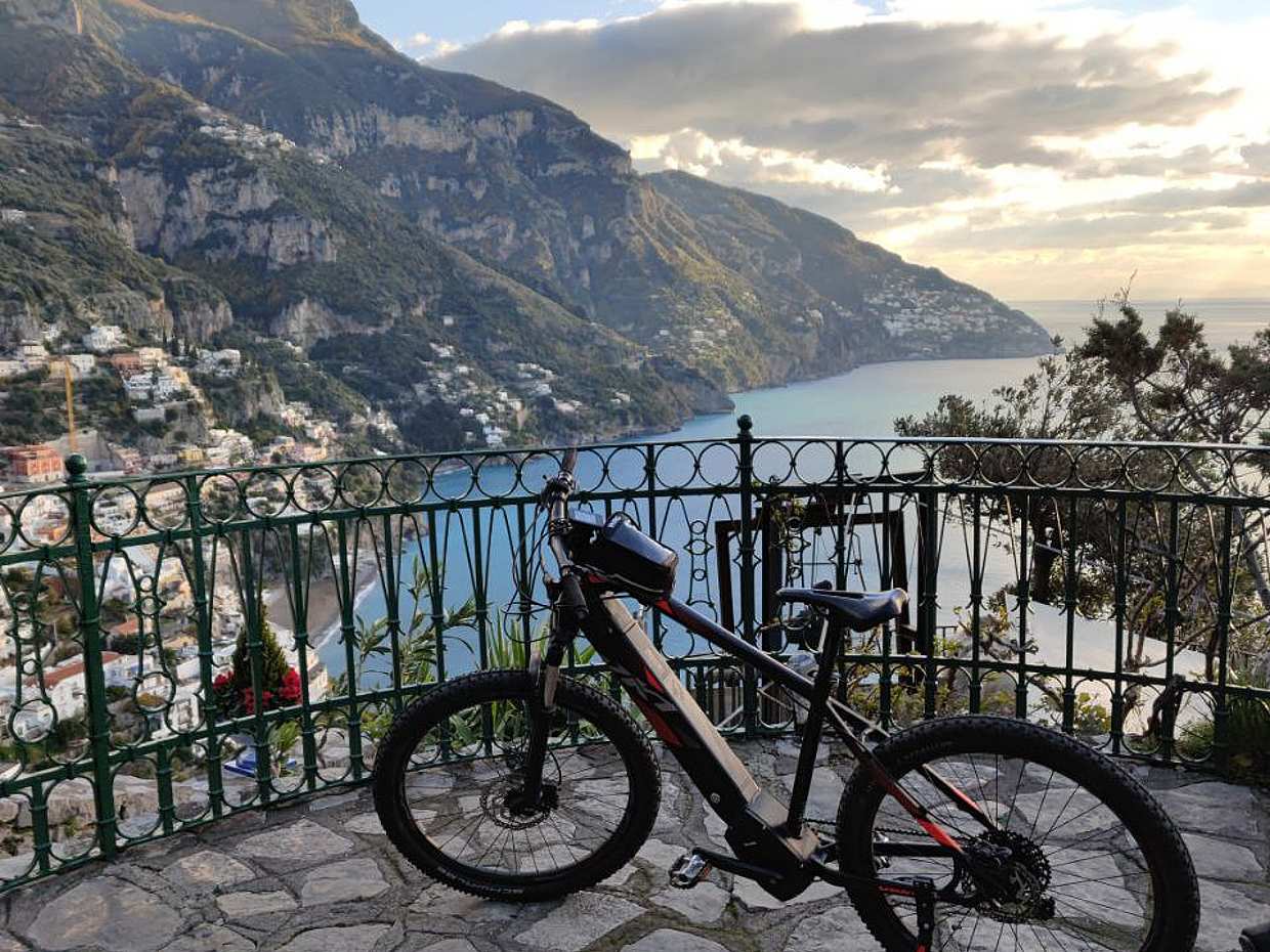 Bike Tour to Positano from Sorrento in Italy, Sorrento E-bike, photo 3