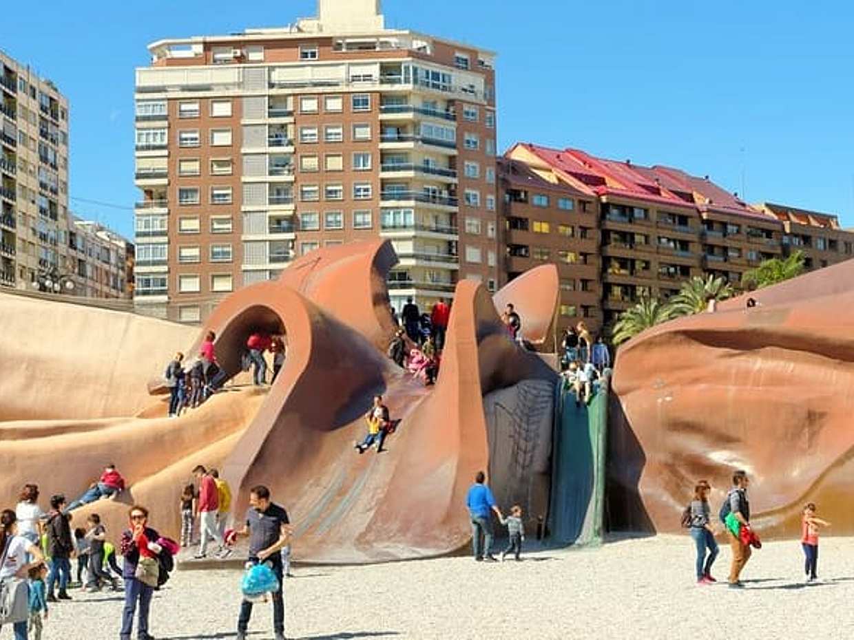 Valencia Private Family Tour with Churros, Parks & Science Museum in Spain, photo 4