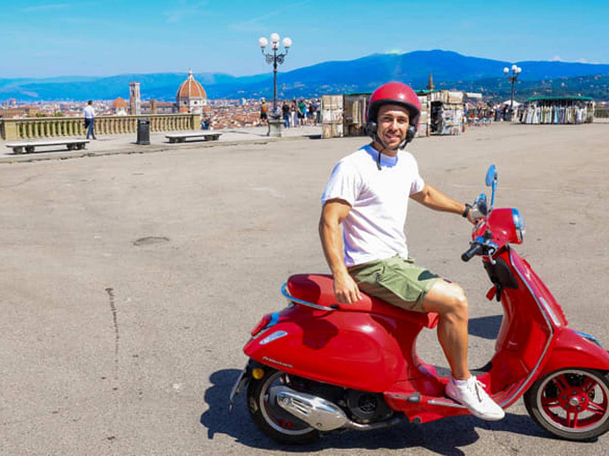Tuscany by Vespa small group tour from Florence, photo 2