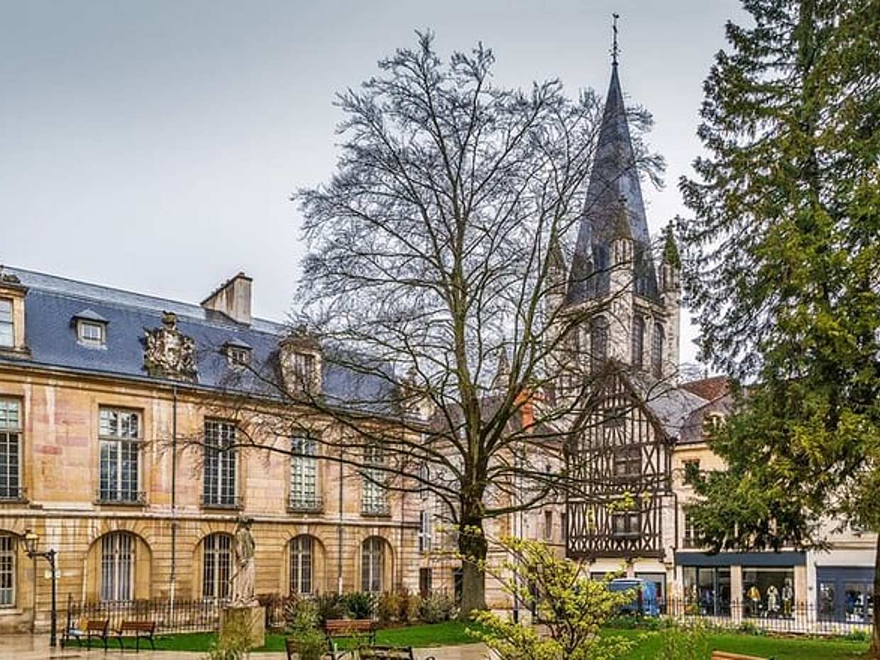 Dijon Scavenger Hunt & Highlights Self-Guided Walking Tour, photo 2