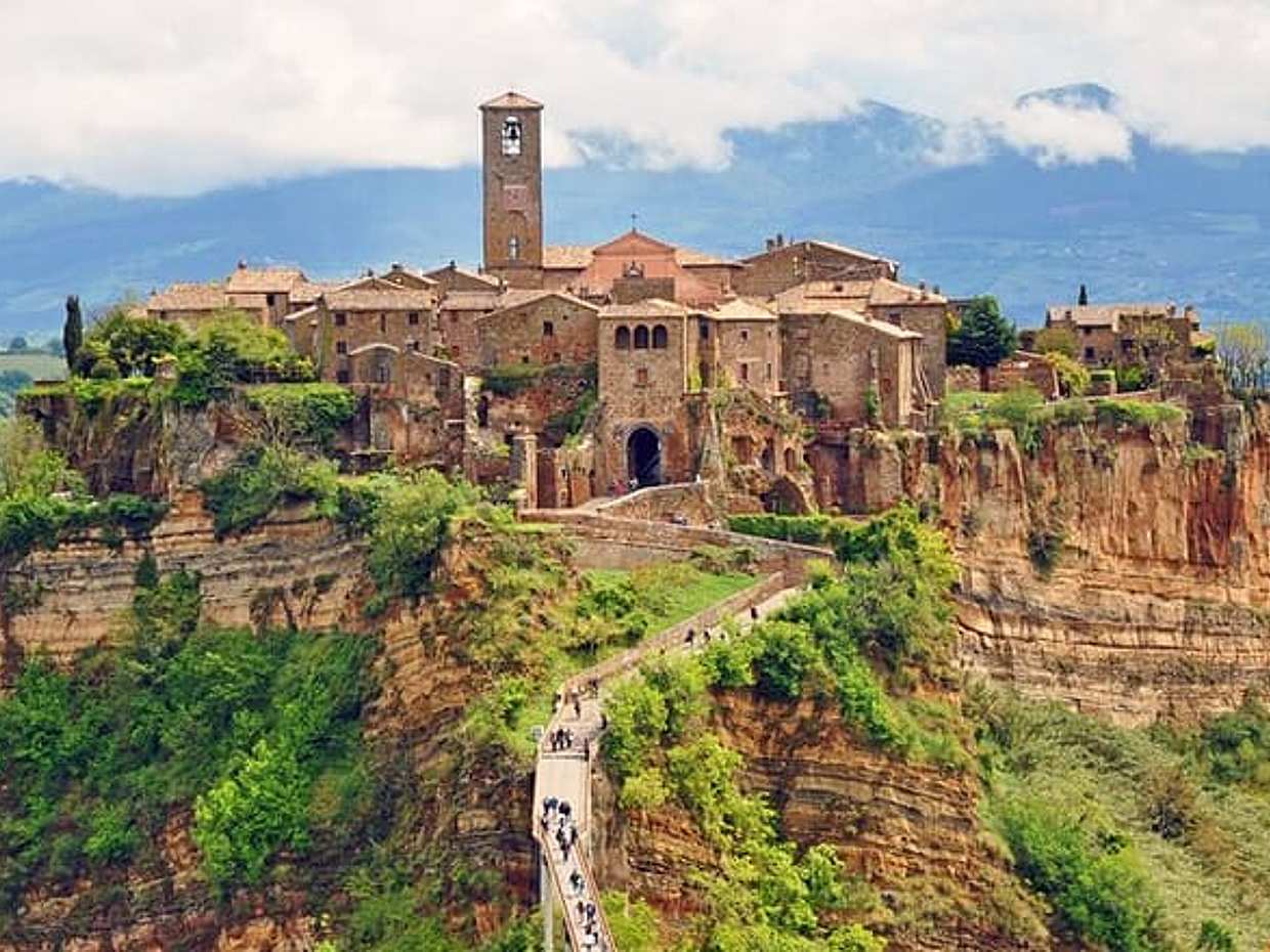 Orvieto and Civita di Bagnoregio from Rome Private Day Tour