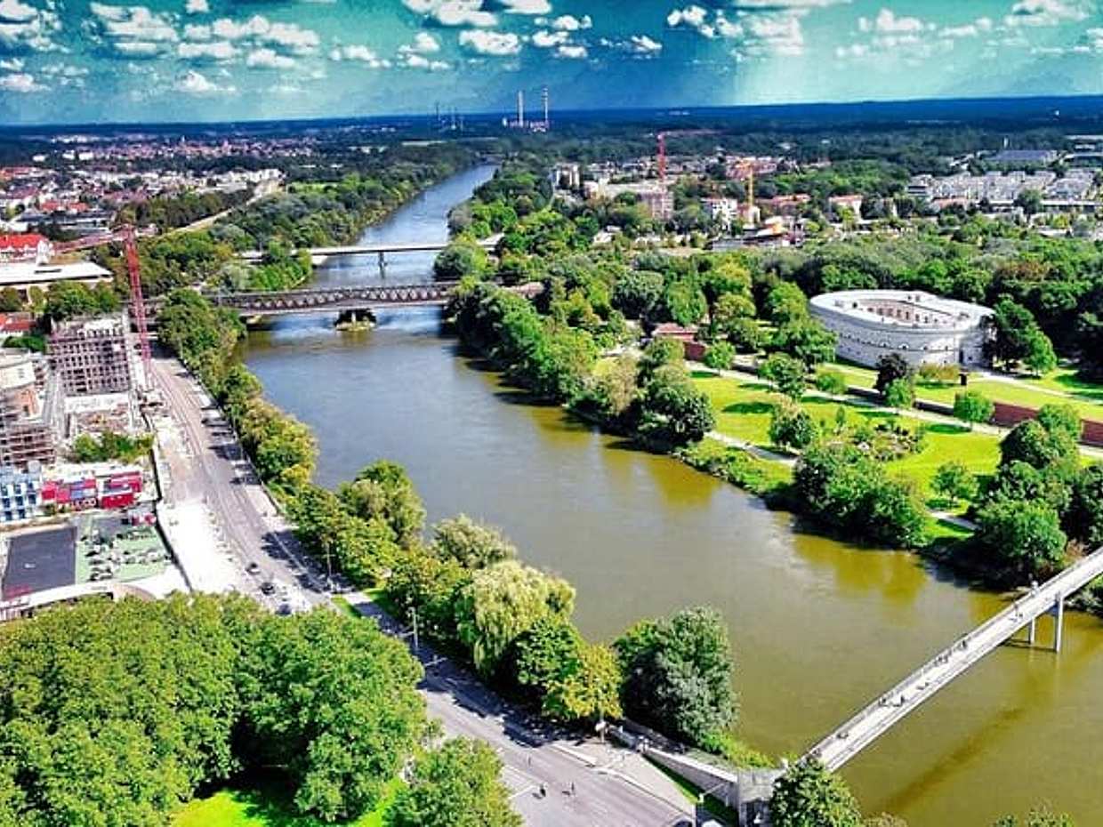 Private Tour from Munich to Ingolstadt + Audi Museum and Dachau in Germany