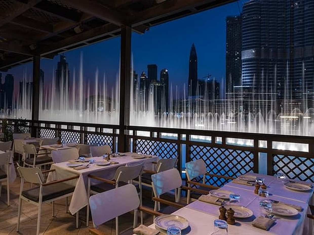 Outdoor Terrace Dining in Modern Downtown Dubai