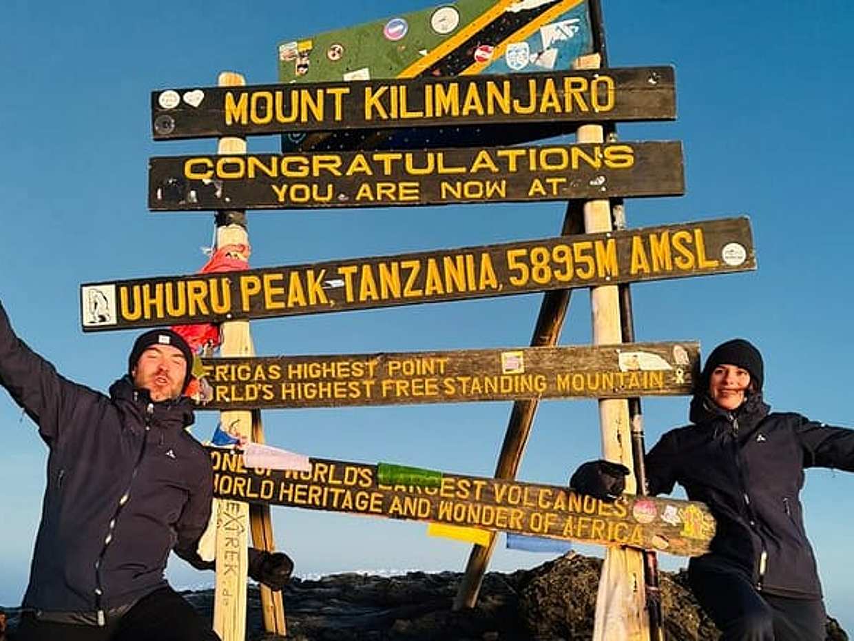 6 Giorni Kilimanjaro Via Rongai | Trekking Tranquillo a Nord & Alto Tasso di Successo in Vetta in Tanzania, Moshi, photo 2