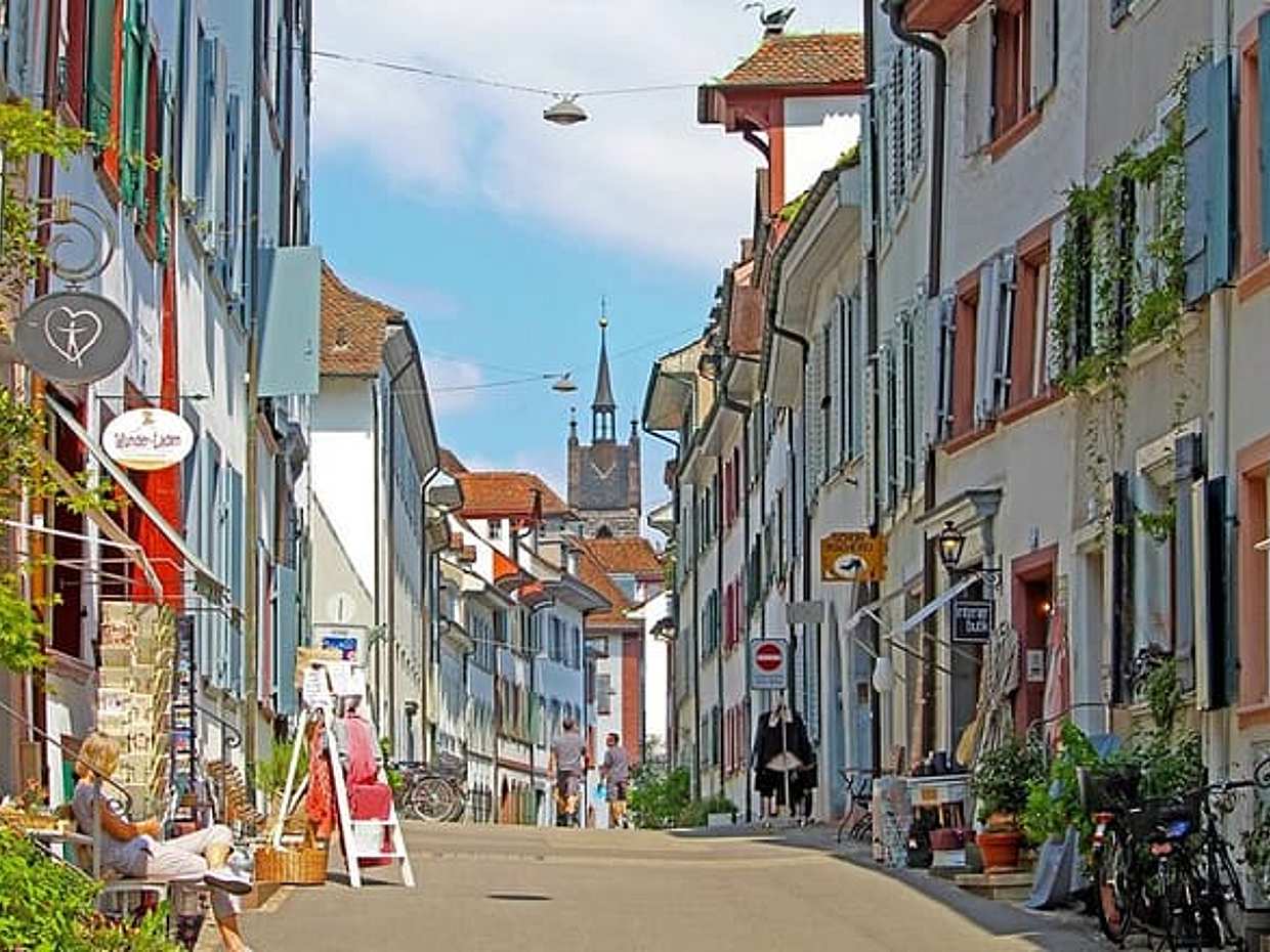 Private Tour from Zurich to Basel with English Speaking Driver in Switzerland, Zürich, photo 3
