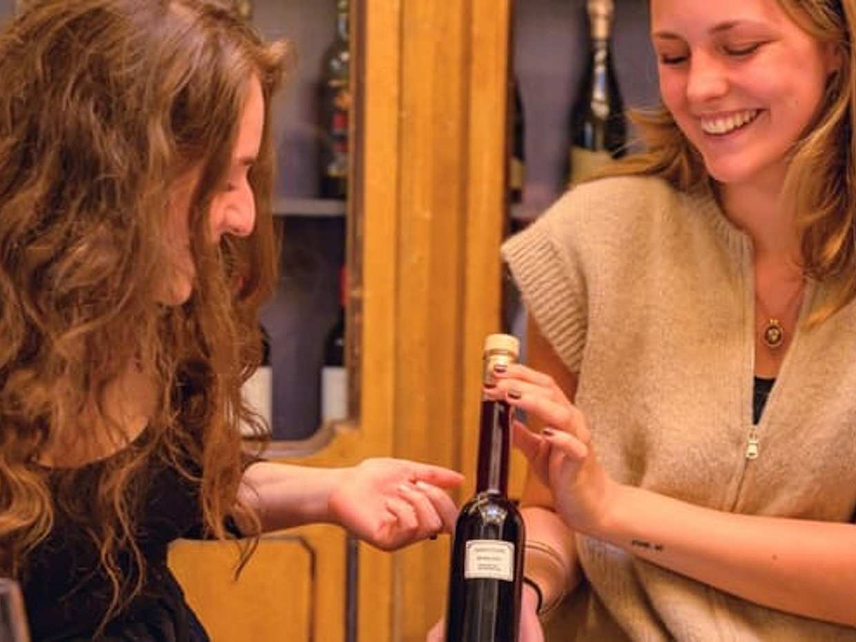 Blend Your Own Wine: Exclusive Small-Group Experience, photo 5
