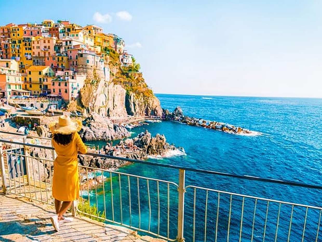 Private Transfer From Florence To La Spezia Local Friendly Driver in Italy, Tuscany