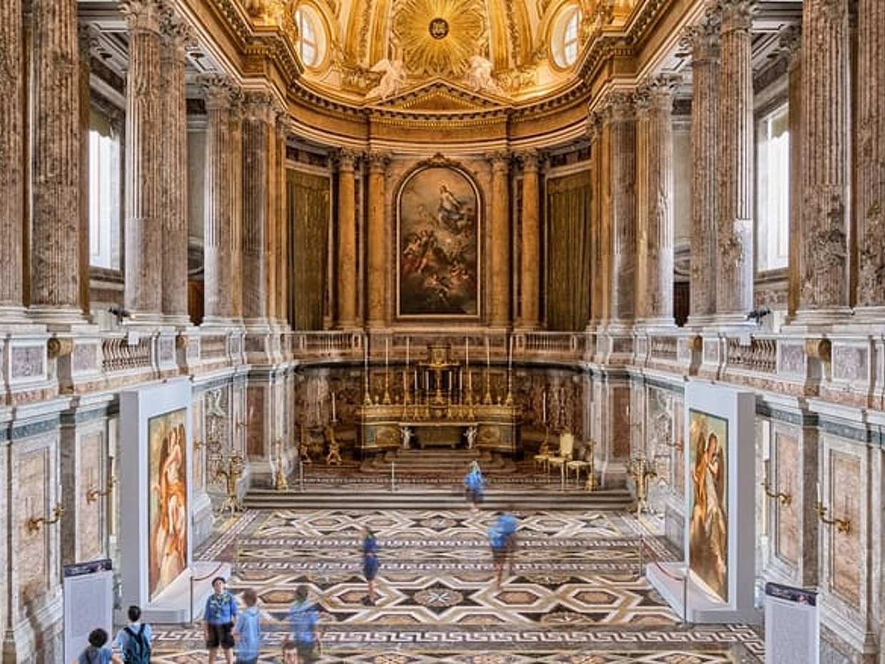 Tour of the Royal Palace of Caserta and afternoon shopping from Naples, photo 4