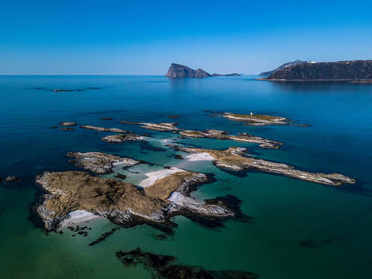 Private Arctic Fjord tour by minivan 8 pax. in Tromsø, photo 5