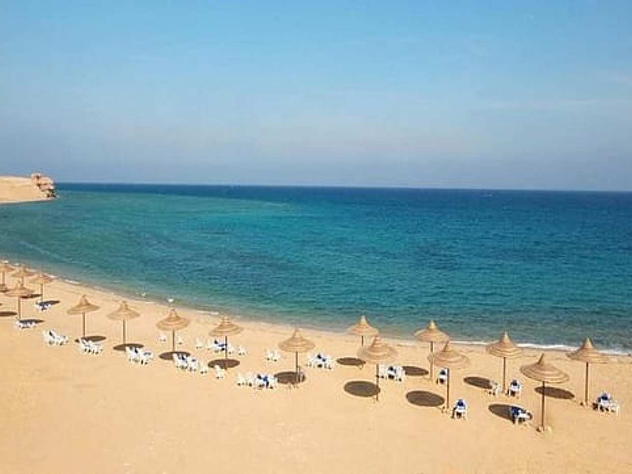 Private Full day Relaxing Tour to El Ein El Sokhna with Pickup