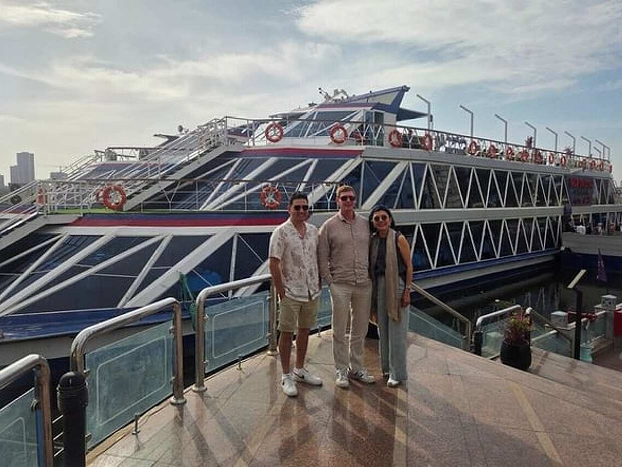 Cairo Luxury Nile Dinner Cruise with Open Buffet,Belly Dance Show, photo 5