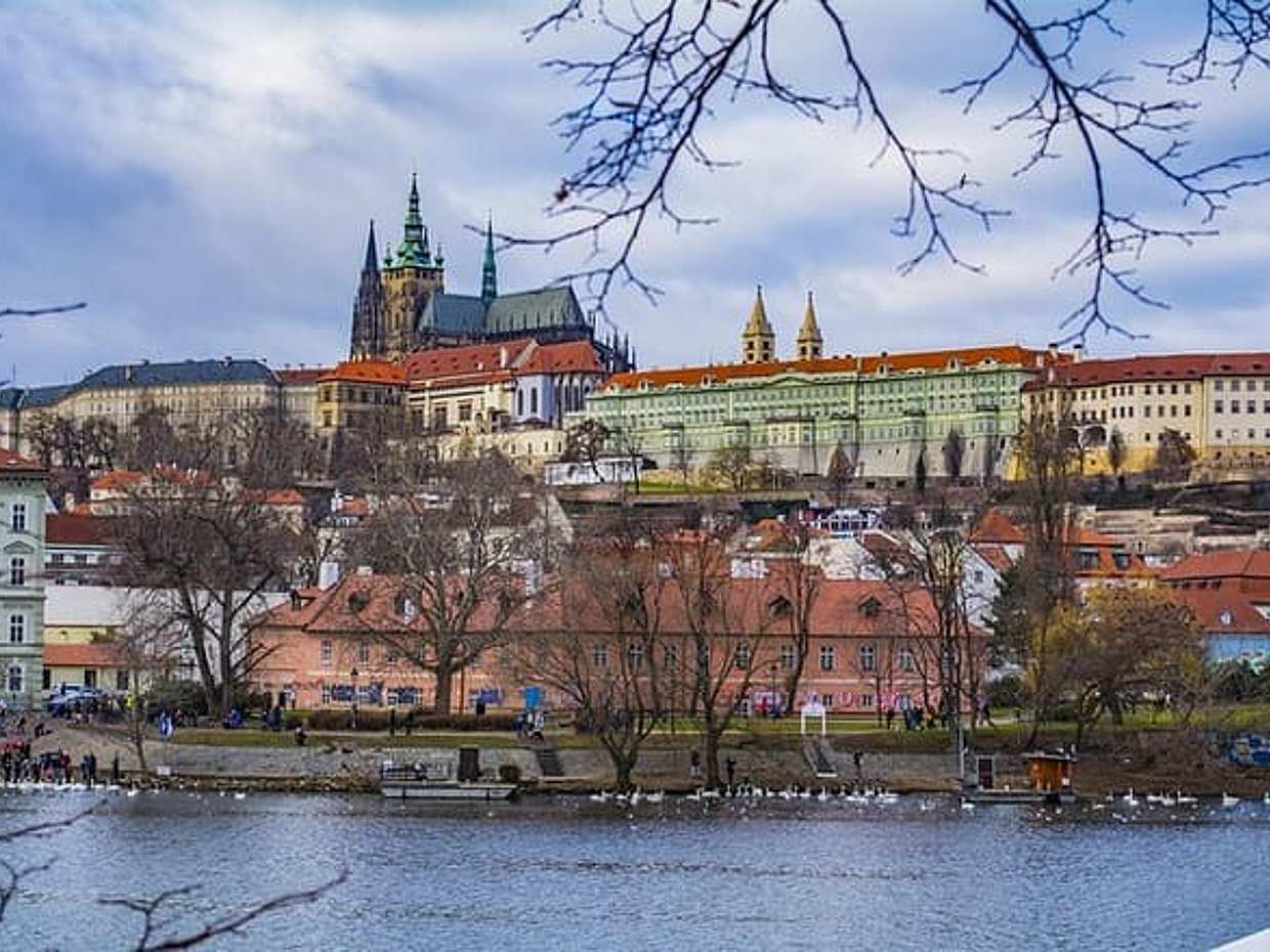 Krakow to Prague Private Transfer with Sightseeing Stop, photo 2