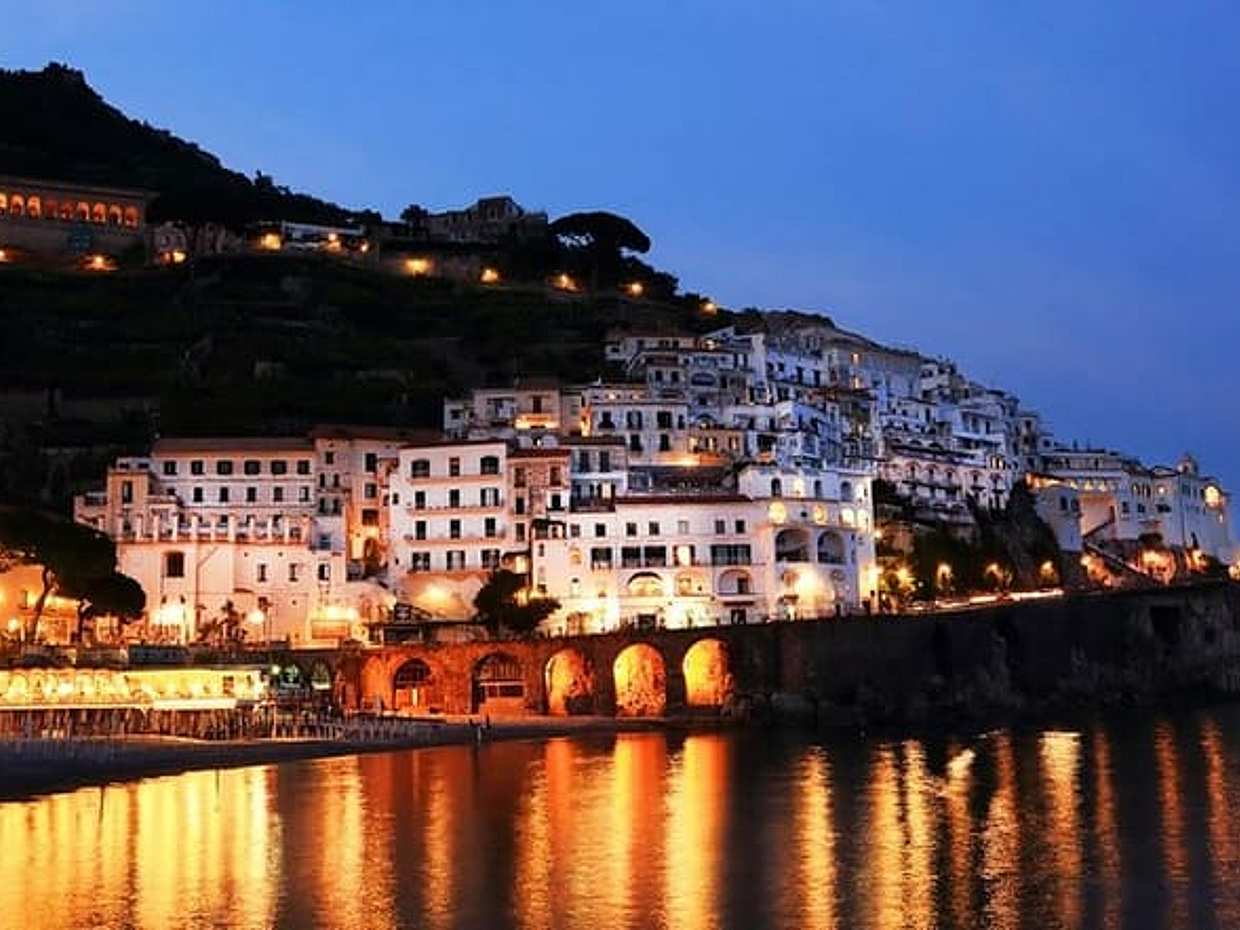 Puesta de sol y tour nocturno de la Costa Amalfitana desde Nápoles (8 horas) en Italia, Nápoles, photo 2
