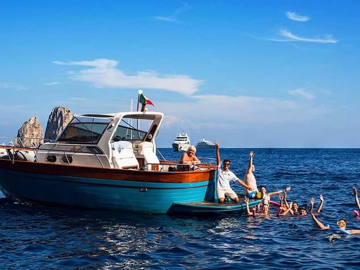 Amalfi Coast Small Group Boat Tour from Sorrento with Positano, photo 2