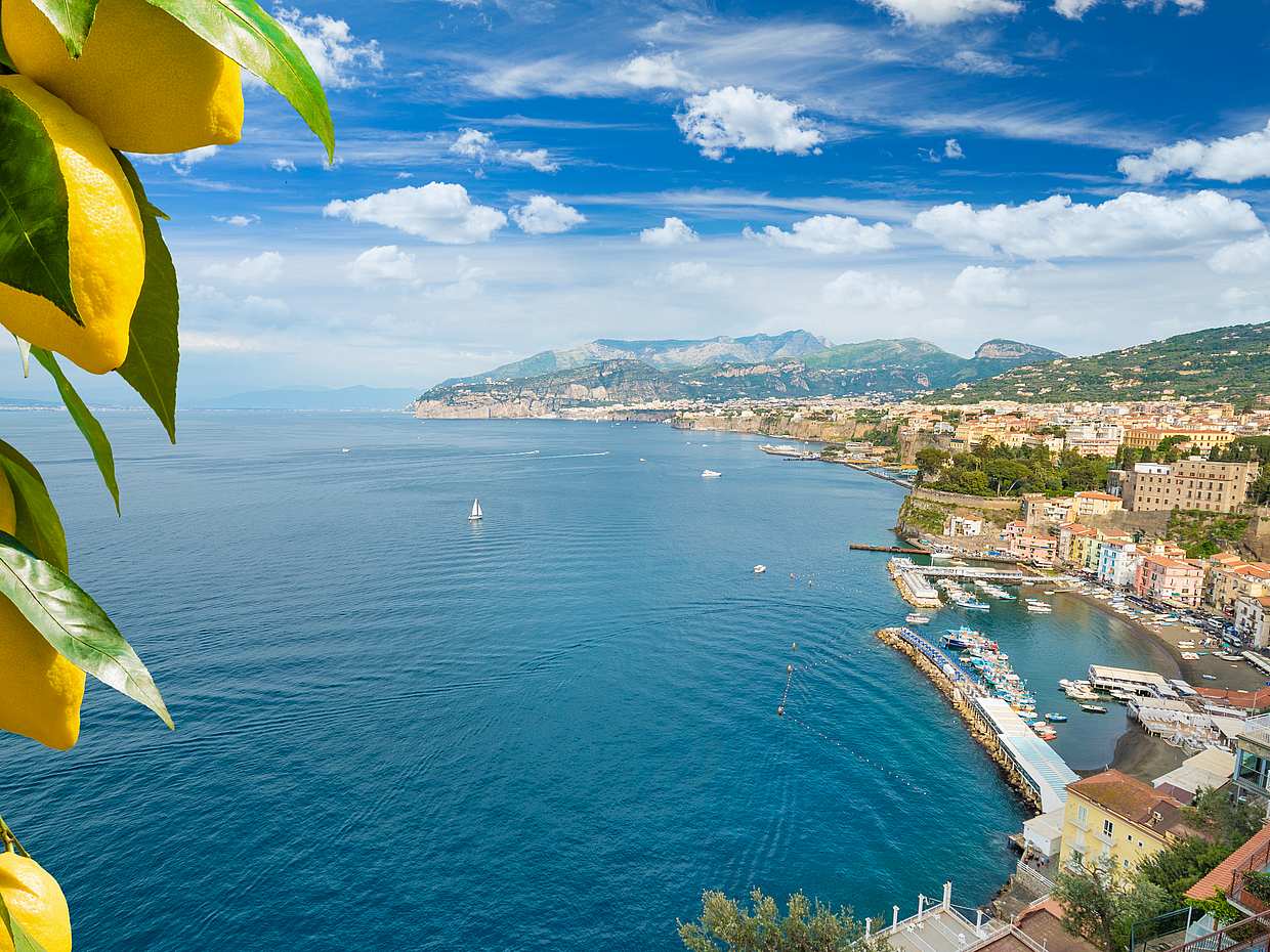 Lemon and Cheese Walking Tour in Sorrento, Italy