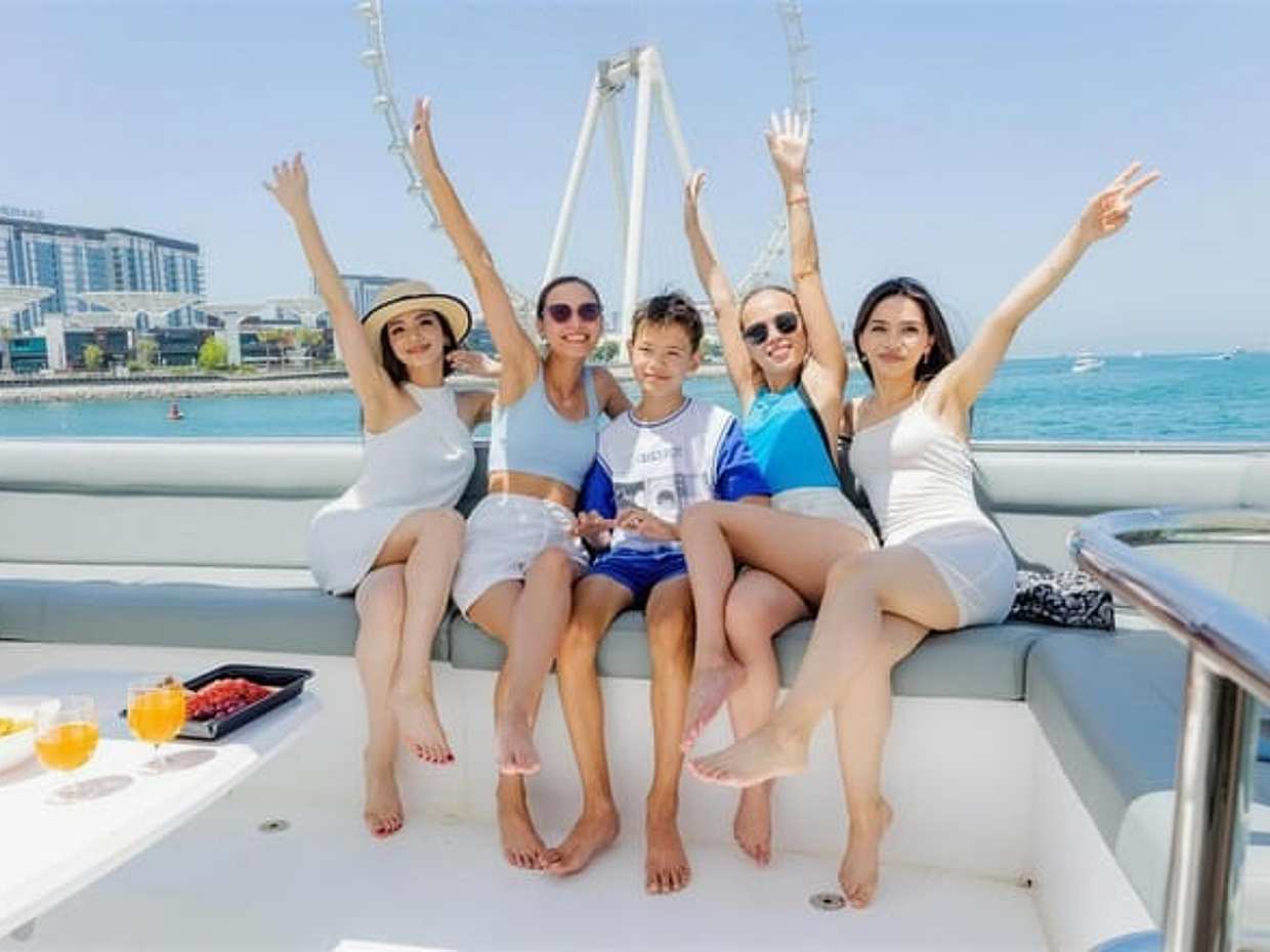 ดูไบแชร์ริ่งยอชต์ครูซ, สหรัฐอาหรับเอมิเรตส์, photo 2