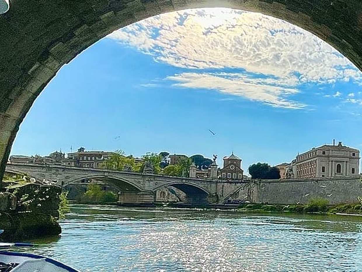 Rome Tour of Basilica San Clemente Excavation & Tiber River Boat, photo 4
