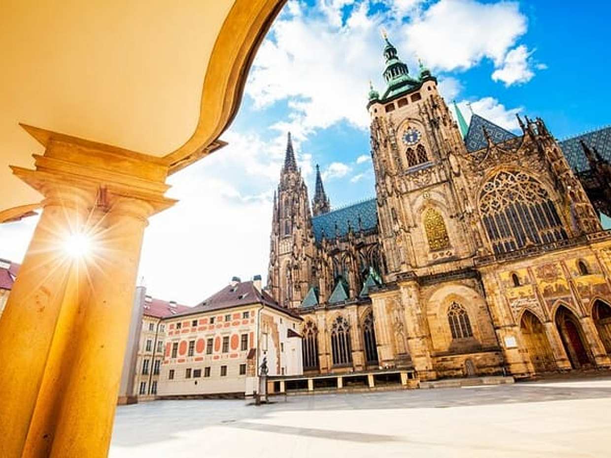 Get&Go: Prague Castle Ticket & E-Guide + Discount vouchers, photo 2