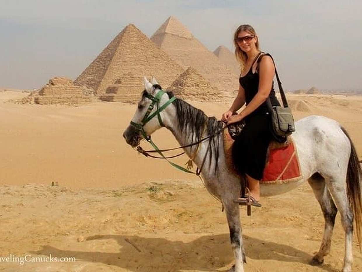 Private Arabian Horses Ride at the Pyramids With Pickup, photo 5