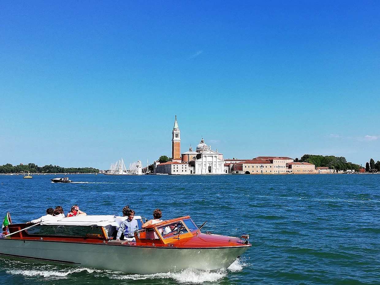 Venice in One Day Private Tour from Rome, with Islands tour in Italy